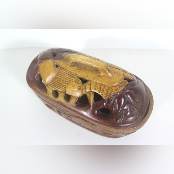 Vintage Carved Wood Box with Lid, Hand Carved African Safari Animals, Handmade - Picture 6 of 9